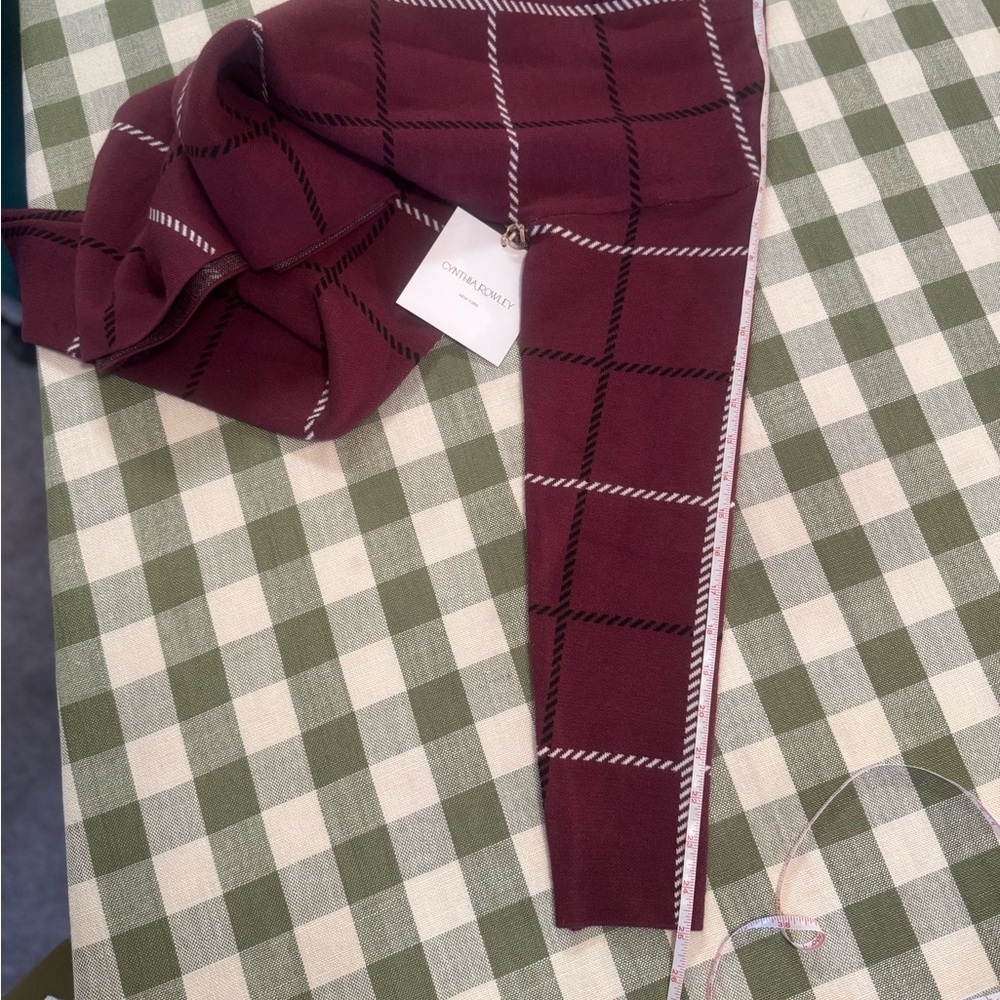 Cynthia Rowley Pullover Maroon Checkered Sweater - Picture 10 of 10